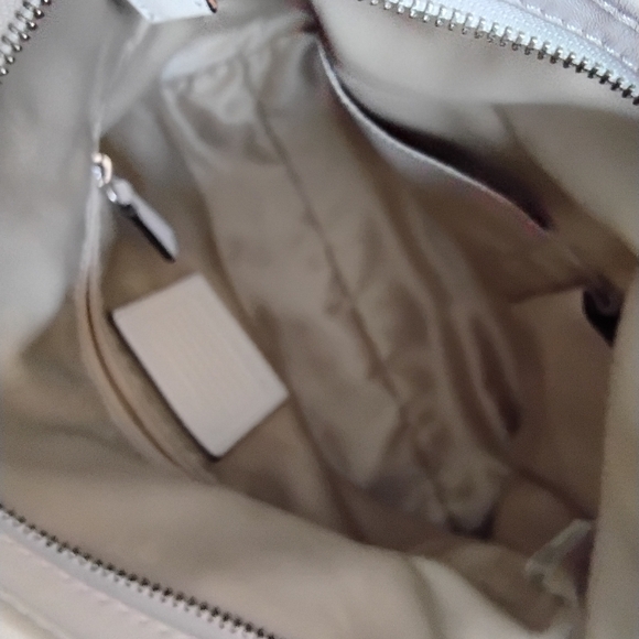 Coach Daisy Mia Cream Leather F-239014 EUC - Picture 5 of 9